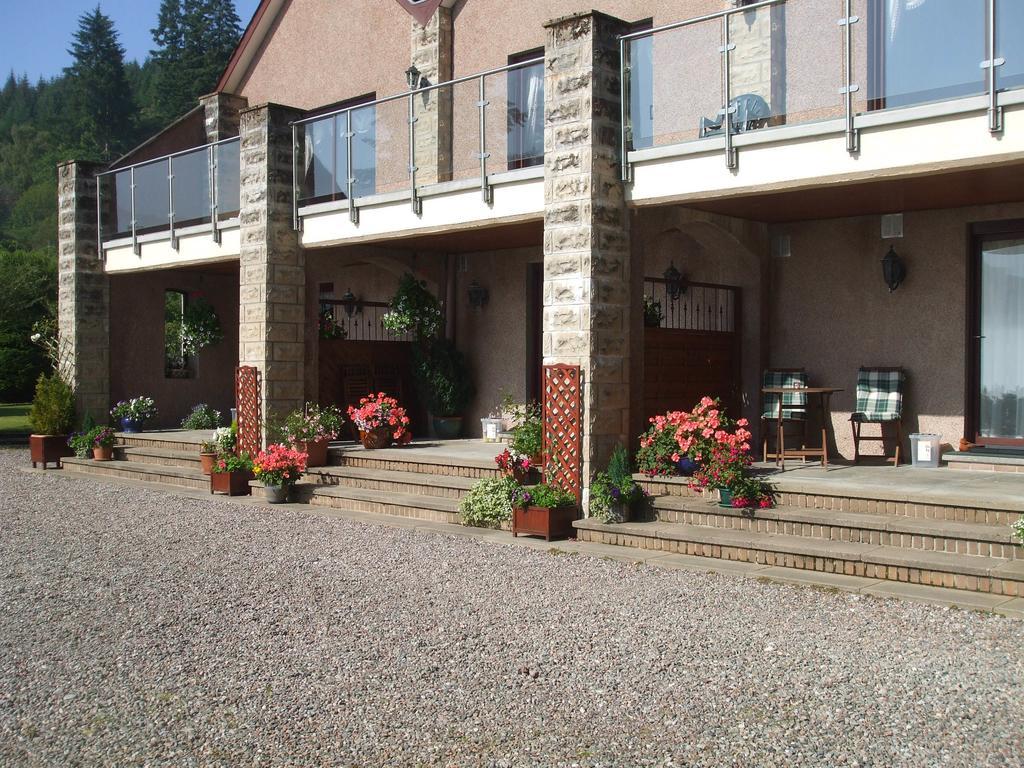 Tigh Na Bruach B&B Invermoriston Exteriör bild